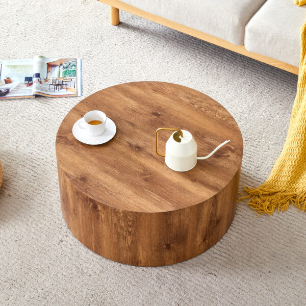 097bd9445d3b4023a5a3cbf09f43319b_daeb805ef3b98873cdbd51a4bea00785 The cylindrical table with its patterned design can be easily integrated into a variety of interior styles, from coffee tables to small dining tables, workbenches or makeshift writing desks.
