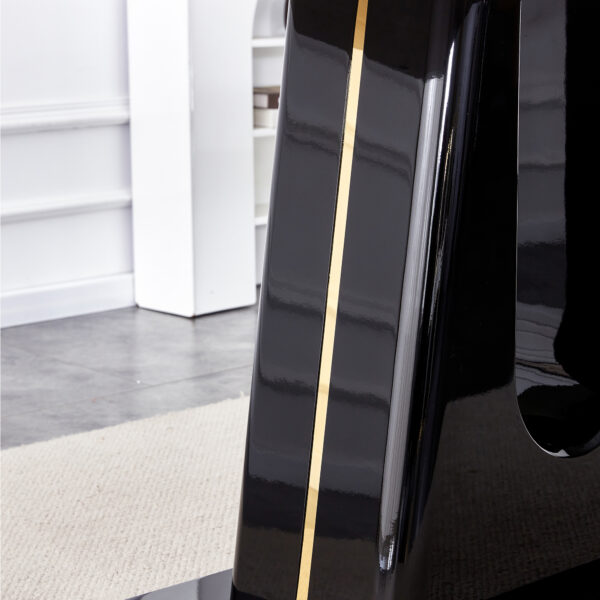 Table and chair set, modern and minimalist dining table, imitation marble patterned tabletop, MDF legs with U-shaped brackets. Paired with comfortable chairs, suitable for dining and living rooms.