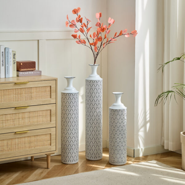 52cc496784aa41bebaefe51fd3d6ad15_b66ad3ad5a9cb536f11174d1026f2efa Floor Metal Vases Decorated White Metal vases Set of 3 gorgeous home decoration large glazed metal vases 24in/28.7in/33.5in height