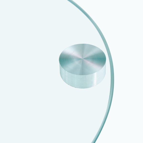 619d2f6750c64436a664d54bf52de42f_7a8114d4d6fead317acacc0d820fdf06 Double layer rotatable round glass.The rotatable design makes it more convenient to retrieve and place items.The upper glass has a diameter of 20 inches, while the lower glass15 inches.
