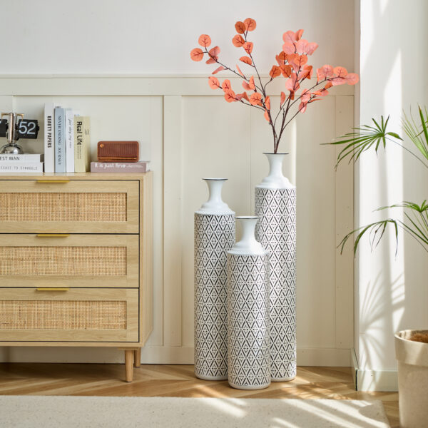 6c4260562d4e405ea3722cf977b0a4d4_136dc83db789657e8f039f161ef0e7d1 Floor Metal Vases Decorated White Metal vases Set of 3 gorgeous home decoration large glazed metal vases 24in/28.7in/33.5in height