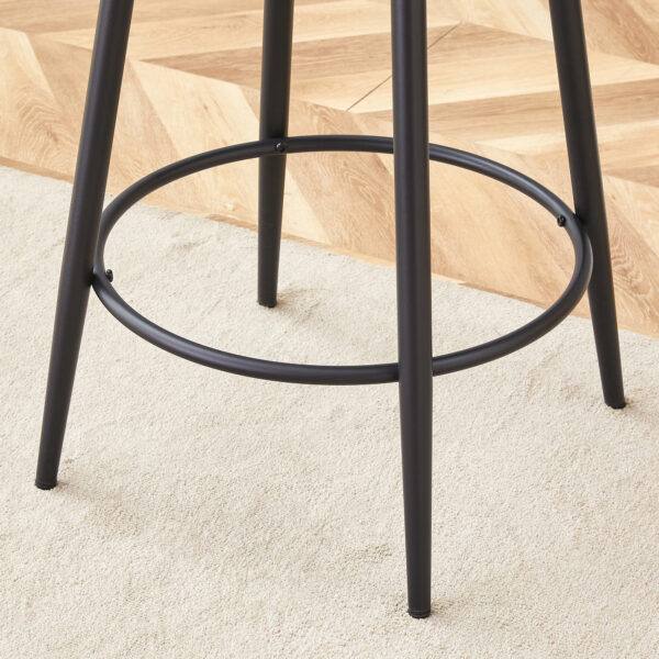 70faf05cbcc7424895274dd1104487bb_7f4873064484c213d2d7626023952c24 Fashionable and Comfortable - Two Sets Of Rrgonomic High Leg Bar Chairs, With Brown Technology Fabric Cushions That Are Soft And Comfortable,Black Metal Legs. The Total Height is 35.5 Inches.