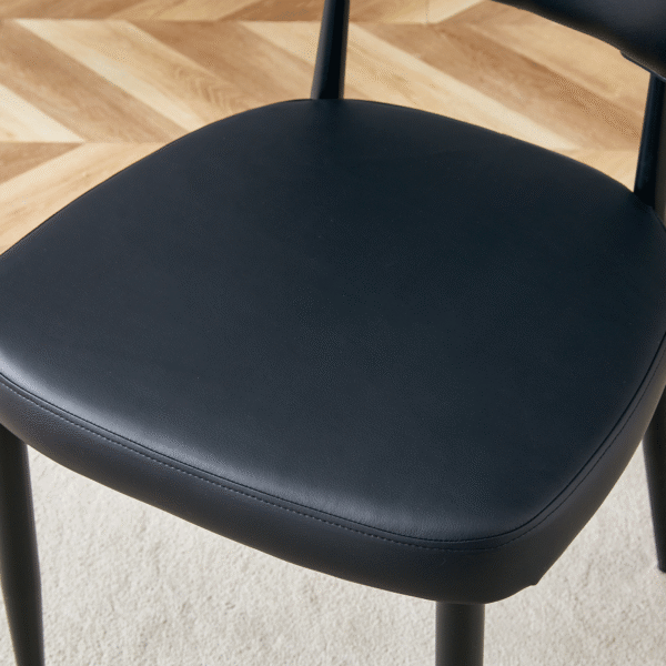 766b4a1d861a483c80b04e180ed880b9_f7cefd60d7af877b127982c6c9583b81 Black Minimalist Ergonomic Dining Chair, With A Curved Backrest For Comfortable Design,Unlocking A Comfortable And Minimalist New Sitting Posture. A Pack Of 4.Available In Black And White.