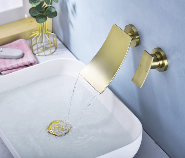 Wall Mount Widespread Bathroom Faucet