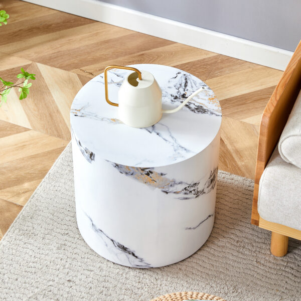 85e91baa895a4209ae67cbbfdd0a4e4e_d7d59a8cc1cdce519d04185dfde985d5 The cylindrical table with its patterned design can be easily integrated into a variety of interior styles, from coffee tables to small dining tables, workbenches or makeshift writing desks.