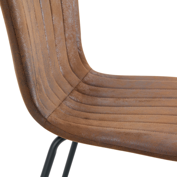 a26d79252d72498abfb55f0d8cc16fac_2110e8e232482618c27e47105ee998f8 Luxury Minimalist Chairs - A set of 4 high quality dining chairs with black metal legs. The integral metal leg structure is suitable for various interior decoration styles.