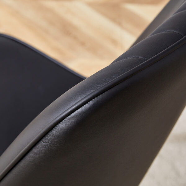 a8b871100f4f4a5dba669fcf52fb0451_1b82ebcfeb02b512057c13234f6ac58c Table and chair set.63"x31.5x30" Luxurious Snow Mountain Patterned Sintered Stone Table with Silver Metal Butterfly Legs.Paired With 4 Black Chairs With Silver Metal Legs.Modern Light Luxury.