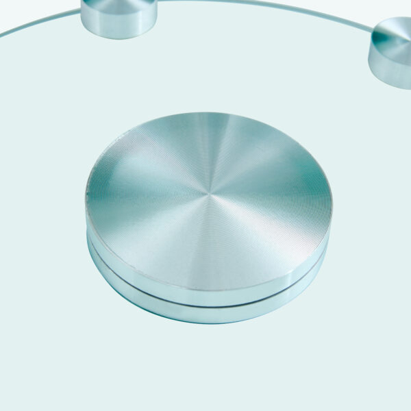 ae968ebe100f4c13ae19a90baea31df2_f4357cadd6518591e397428f8fe3e4bd Double layer rotatable round glass.The rotatable design makes it more convenient to retrieve and place items.The upper glass has a diameter of 24 inches, while the lower glass15 inches.
