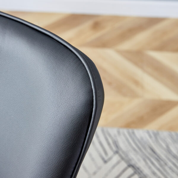b94a074302434bf1b046cca8f230630b_1489e3b80663221925f1aeb17364e87a Table and chair set.63"*35.4" White Imitation Marble Pattern MDF Dining Table Set - 4 Black PU Chairs with a vertical stripe design on the backrest.Create Your Exclusive Low-Key Luxury Space.