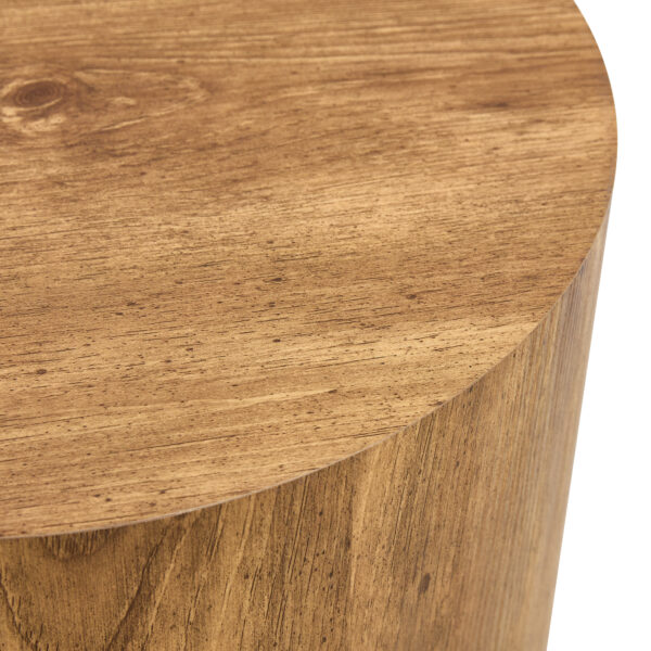 c80525d501ab4a67864eeb580c90e848_9331095fd7f462ed19092e34387f9b38 The cylindrical table with its patterned design can be easily integrated into a variety of interior styles, from coffee tables to small dining tables, workbenches or makeshift writing desks.