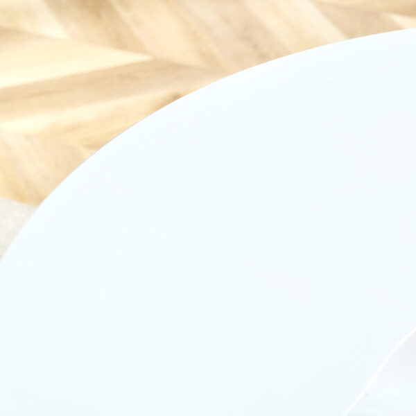 d0bef42173fa434d9341a8a3d9c5b042_74b066cbe7bc124822f7eec8858005ca Table and chair set.Hourglass-Shaped Stable Small Round Table -31.9" * 31.9" with 4 Cream-Style dining chairs with a vertical line design on backrest.Adding a warm atmosphere to your family.