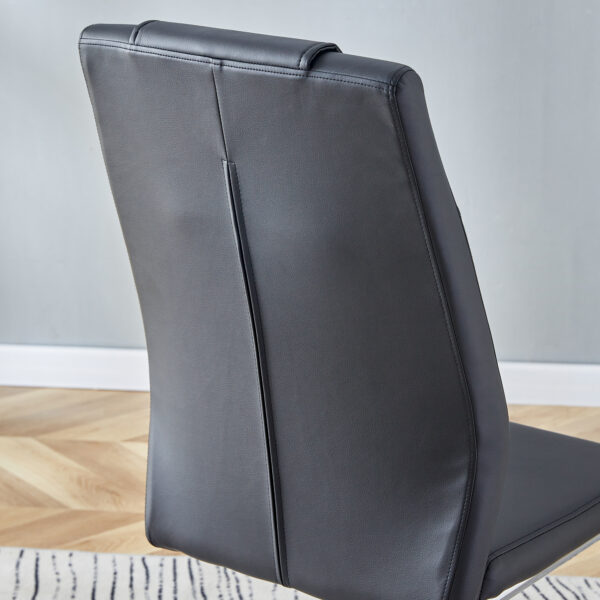 d80770208d2b4b918a16f84b21c68f12_fdfb5cf48c81fe397968b8b766f30b74 Table and chair set.71 * 35.4 inch rectangular dining table.Tempered Glass Tabletop,Silver 7-shaped Metal Table Legs.Paried With 6 Black High-quality PU Chairs With Arched Metal Legs.