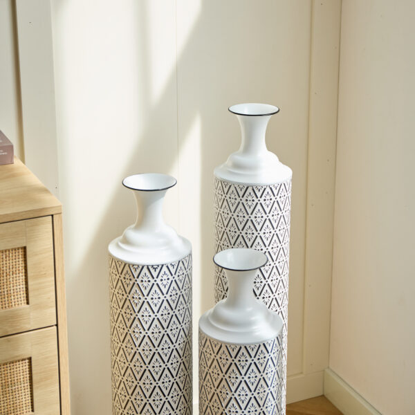 f664afa12bb34a9fb052bad07d00547b_a643e390fb941c098513e1dba47ac2c3 Floor Metal Vases Decorated White Metal vases Set of 3 gorgeous home decoration large glazed metal vases 24in/28.7in/33.5in height
