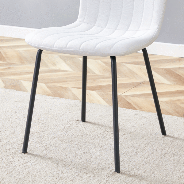 Luxury Minimalist Chairs - A set of 4 high quality dining chairs with black metal legs. The integral metal leg structure is suitable for various interior decoration styles.