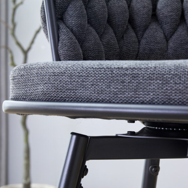 c79acb9f74ae4211aae5aa33c3142270_64855b02c42d6de3242e9cb710ae4fcf Two sets of rotating high-legged stools with breathable cotton and linen cushions, Dark gray seats paired with black spray-painted iron frames, suitable for both restaurants and bars