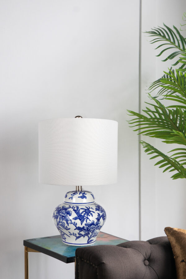 d153829425b5404d84bdbfeaa1af48c2_c5af687f4a07fe1d205ec1a73f1294f8 D12x19.3" Blue and White Ceramic Vase Lamp