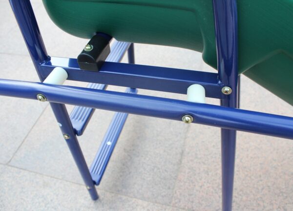 b41e068068144e75a4a8268492afb803_20220928_95e56e8be897e3503b62f86328a3e294 Metal Swing Set w/ Slide